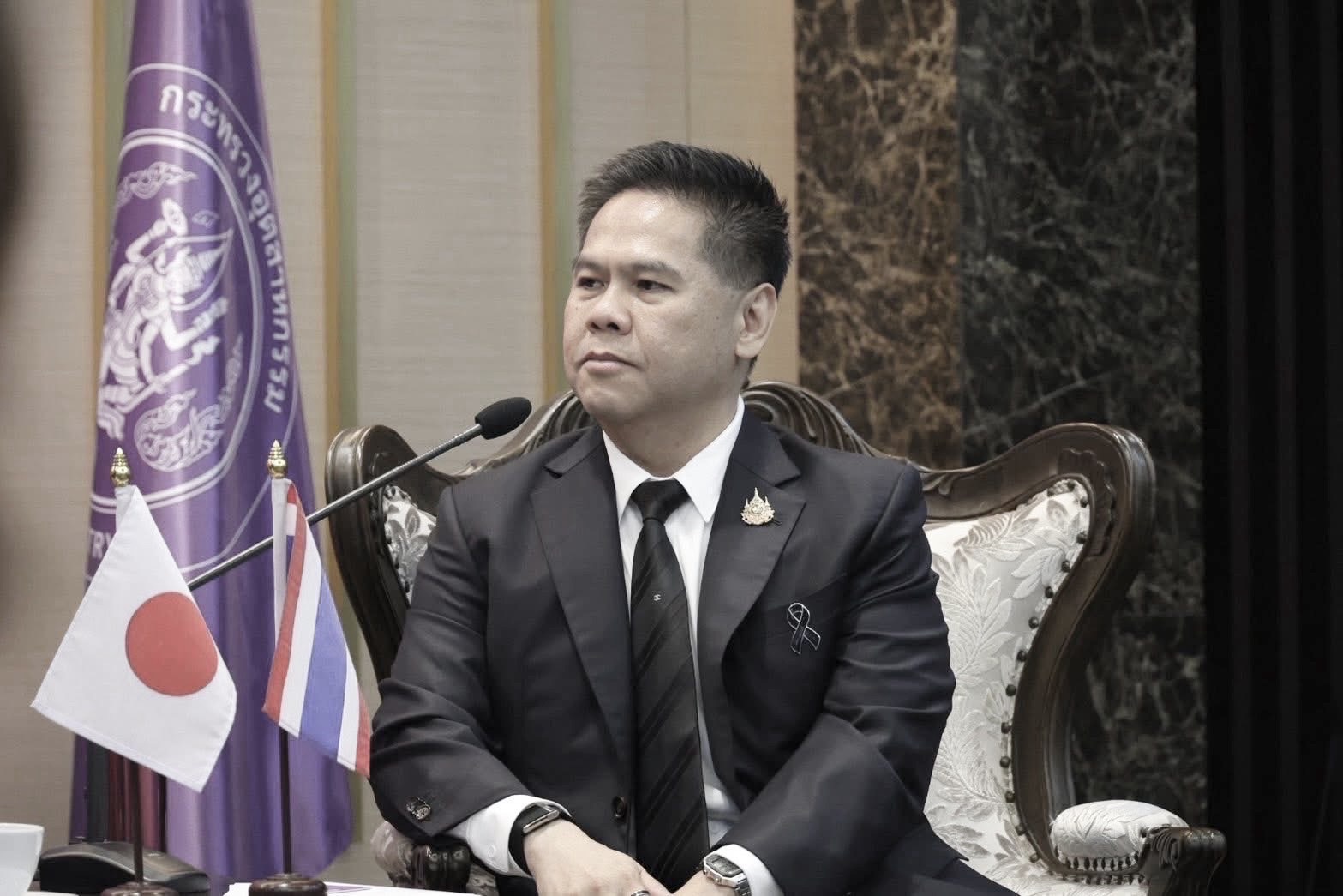 อพร. และ ผอ.กยผ. ร่วมคณะ รวอ.วราวุธฯ ในโอกาสให้การต้อนรับนายโอตากะ มาซาโตะ (H.E. Mr. Otaka Masato) เอกอัครราชทูตวิสามัญผู้มีอำนาจเต็มแห่งญี่ปุ่นประจำประเทศไทย และคณะ