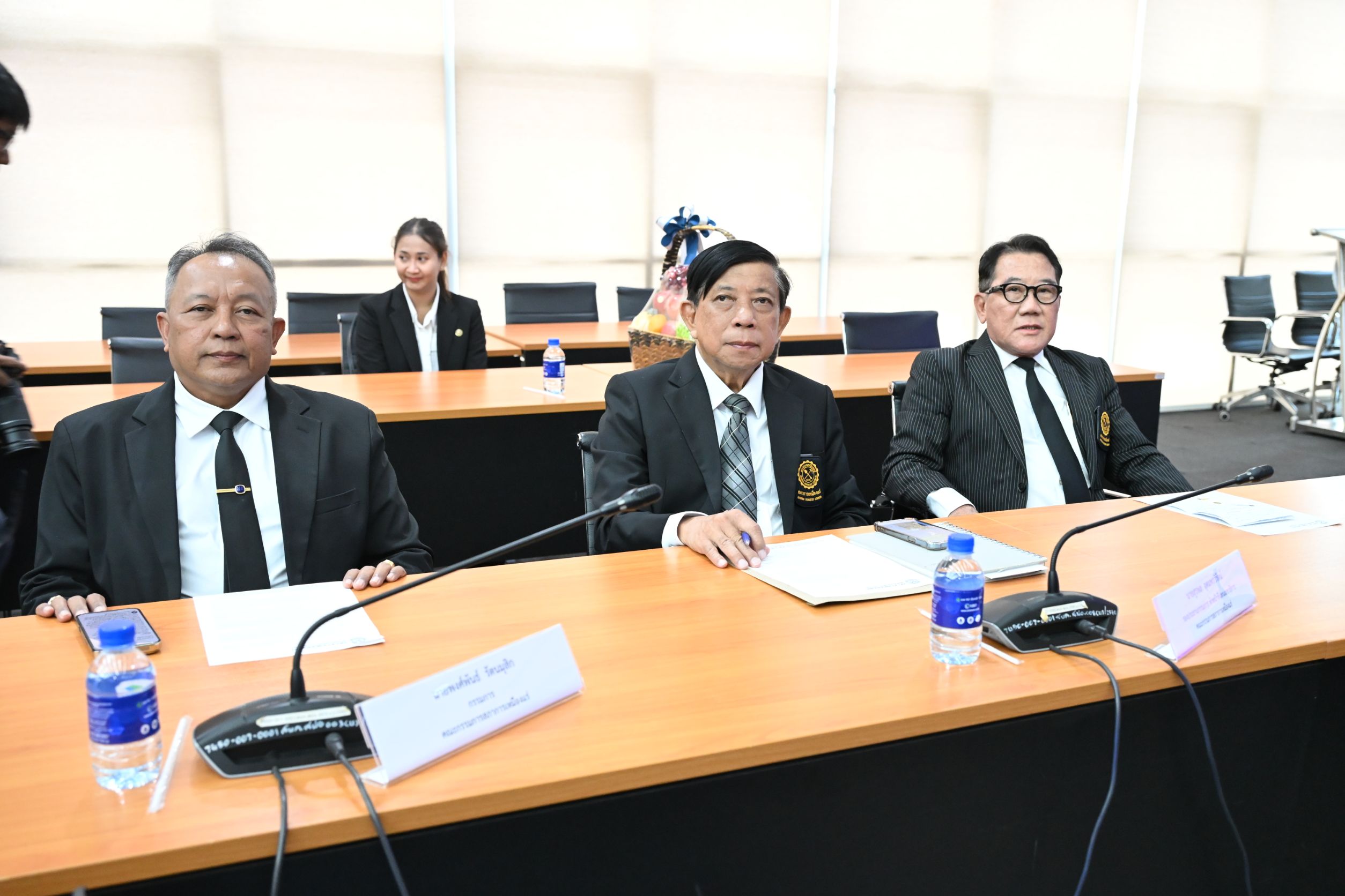 กพร. ร่วมคณะ รวอ. ในโอกาสคณะกรรมการสภาการเหมืองแร่เข้าพบ