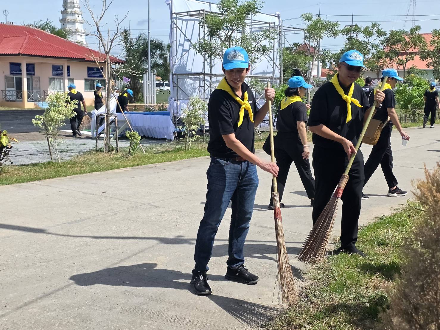 กพร. ร่วมกิจกรรมจิตอาสา \"อุตสาหกรรมรวมใจ เติมสุขทุกช่วงวัย\"