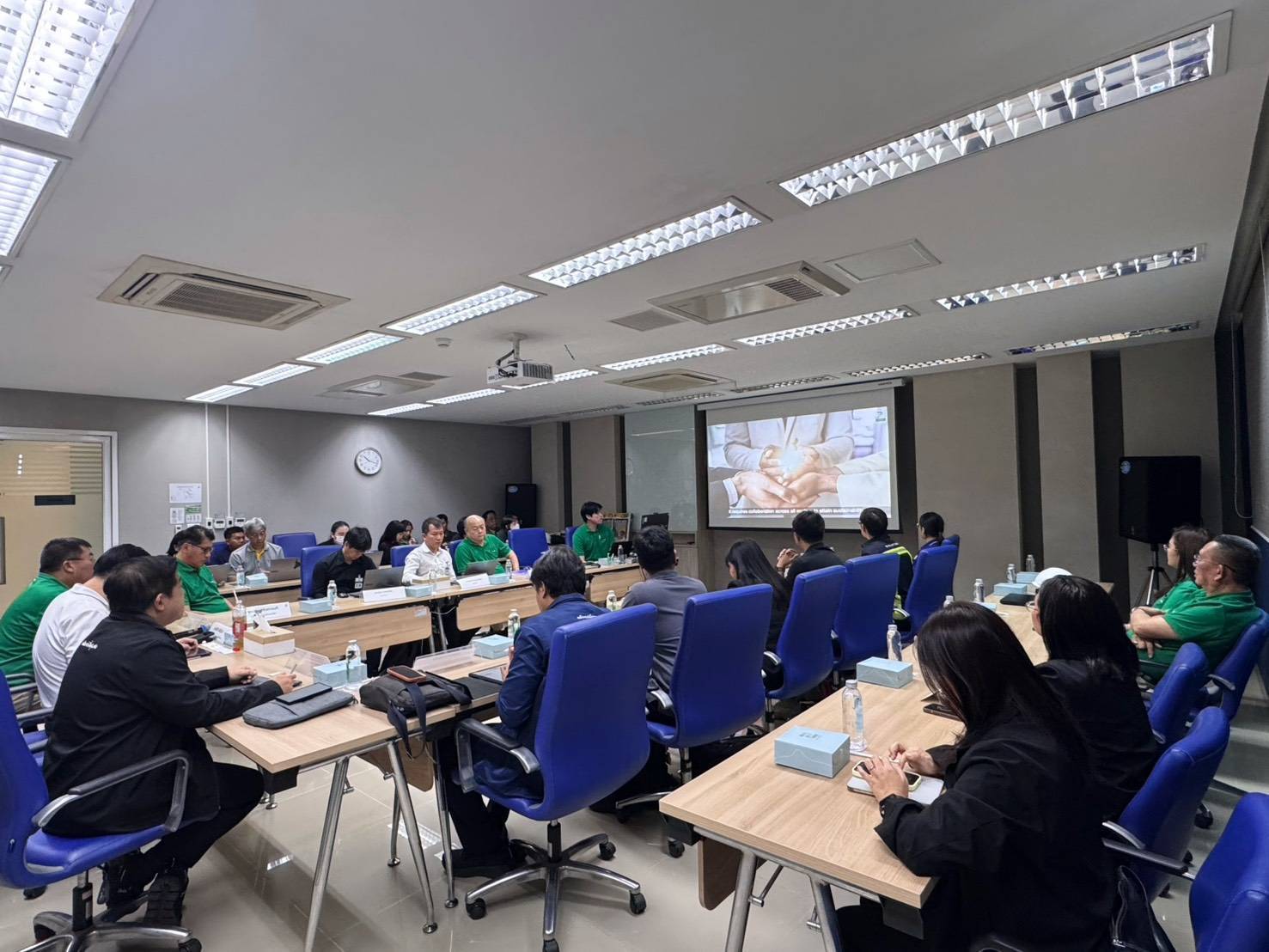 ผอ.กนอ. ร่วมประชุมกับ MTEC บริษัท สยามคราฟท์อุตสาหกรรม จำกัด