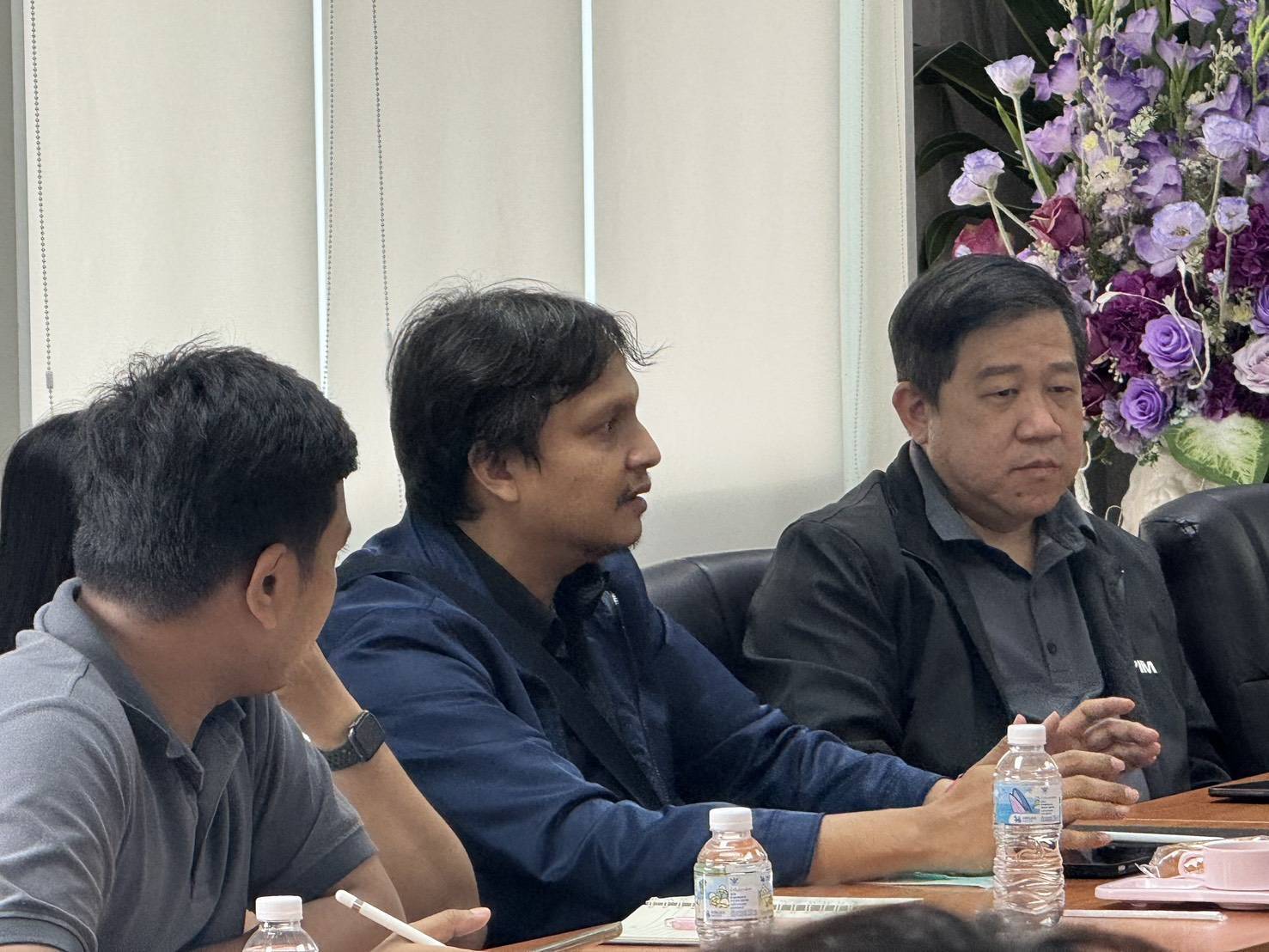 ผอ.กนอ. ร่วมลงพื้นที่สำรวจ จัดเก็บข้อมูล และประชุมหารือกับผู้บริหารและเจ้าหน้าที่ของบริษัท ผลิตภัณฑ์ตราเพชร จำกัด (มหาชน) และบริษัท เอสซีจีซิเมนต์ จำกัด จ.สระบุรี