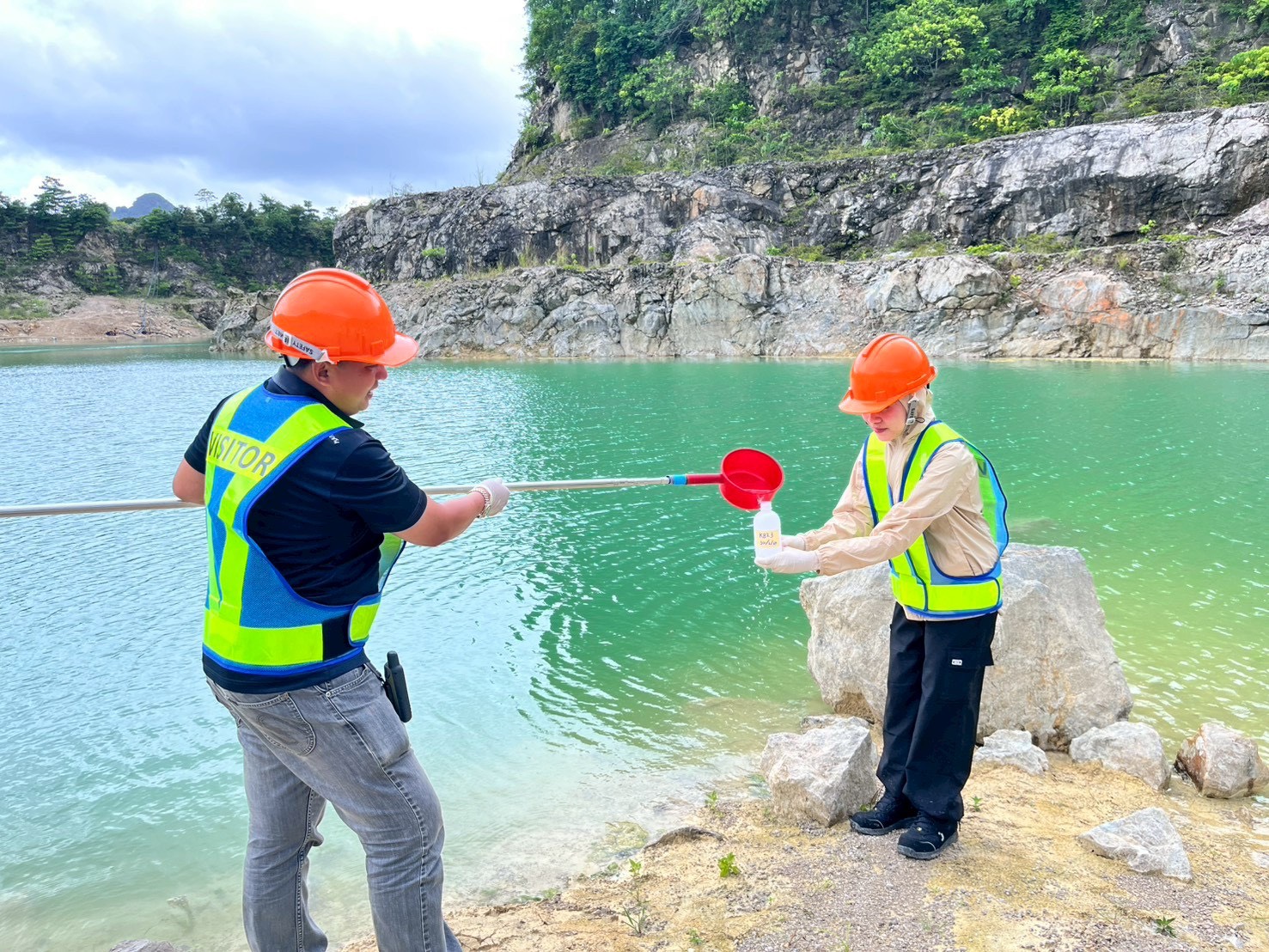 กว. ร่วมกับ สอจ. ลงพื้นที่สำรวจขุมเหมืองเก่าใน จ.กระบี่ จ.นครศรีธรรมราช และ จ.ชุมพร