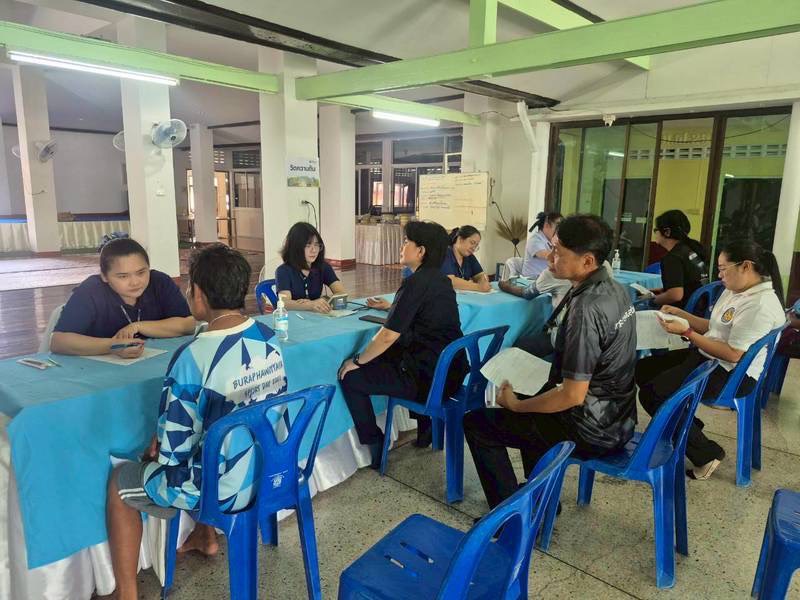 ผอ.สรข.8 เข้าร่วมกิจกรรม "โครงการตรวจคัดกรองสุขภาพเชิงรุกในชุมชน เพื่อคนห้วยกะปิ ปี 2569 เหมืองแร่ปลอดภัยห่วงใยประชาชนปีที่ 9”