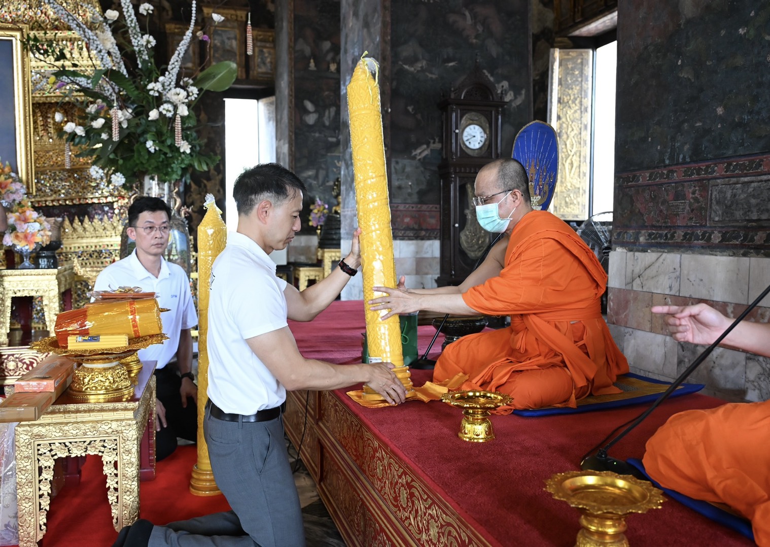 อพร. เป็นประธานในพิธีถวายเทียนพรรษา พร้อมเครื่องไทยธรรม ในกิจกรรมภายใต้โครงการส่งเสริมพระพุทธศาสนา เนื่องในวันอาสาฬหบูชาและวันเข้าพรรษา ประจำปี พ.ศ. 2569