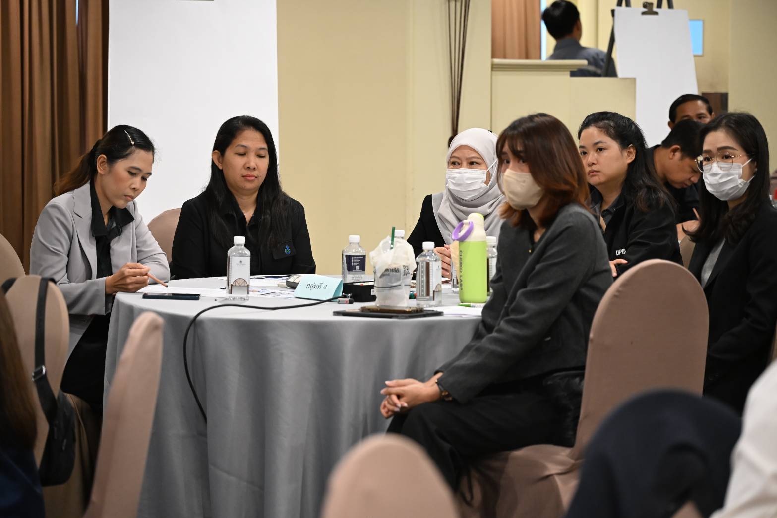 ลสล. เป็นประธานในพิธีเปิดโครงการฝึกอบรมเชิงปฏิบัติการ หลักสูตร "Critical Thinking & Creative Problem Solving : คิดเป็น วิเคราะห์ได้ แก้ปัญหาอย่างเป็นระบบ"
