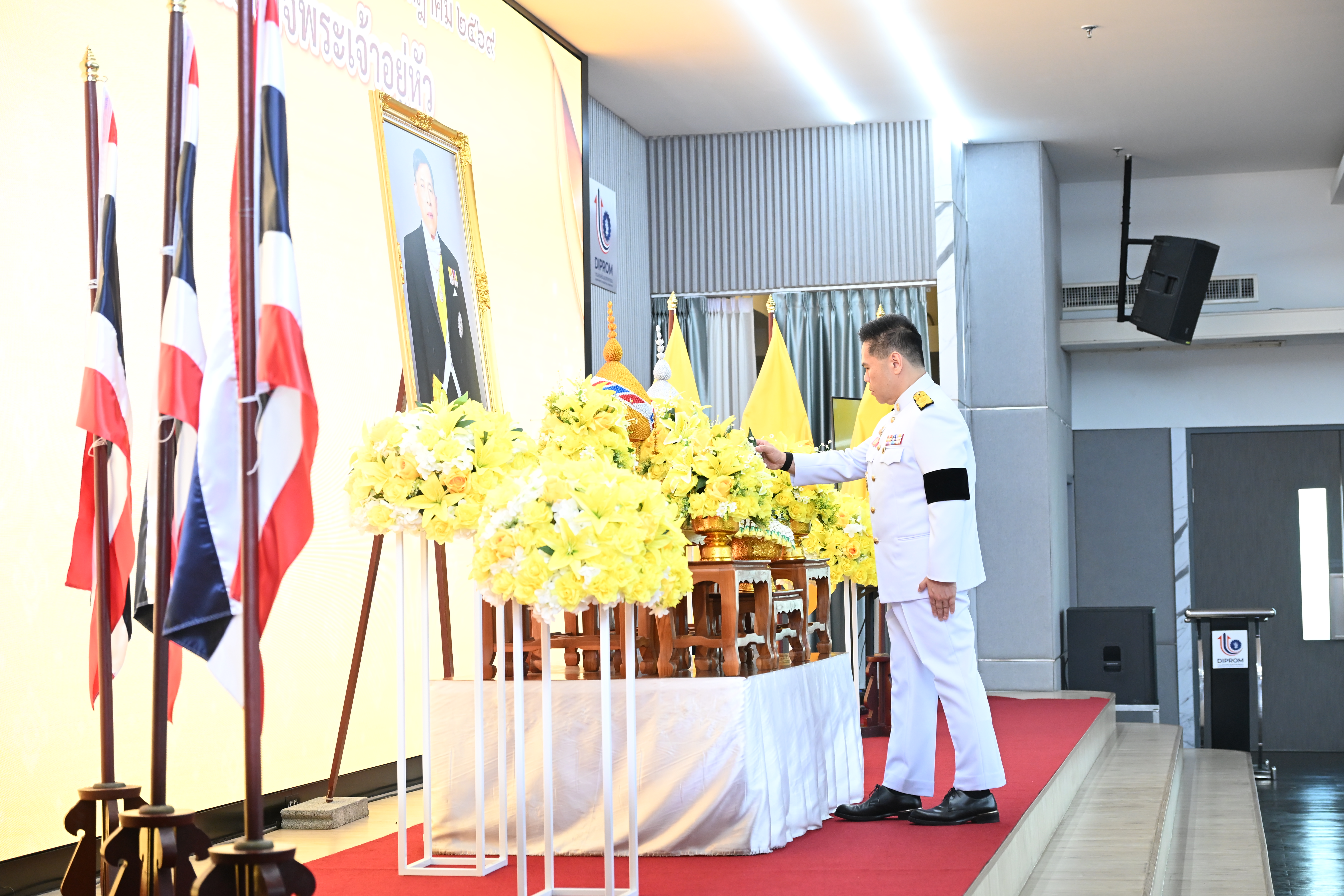 อพร. พร้อมด้วย รพร.อานันท์ฯ รพร.ปณตสรรค์ฯ คณะผู้บริหาร และเจ้าหน้าที่ กพร. เข้าร่วมพิธีถวายพระพรชัยมงคลและกิจกรรมเฉลิมพระเกียรติพระบาทสมเด็จพระเจ้าอยู่หัว เนื่องในโอกาสเฉลิมพระชนมพรรษา 28 กรกฎาคม 2569 ของ อก.