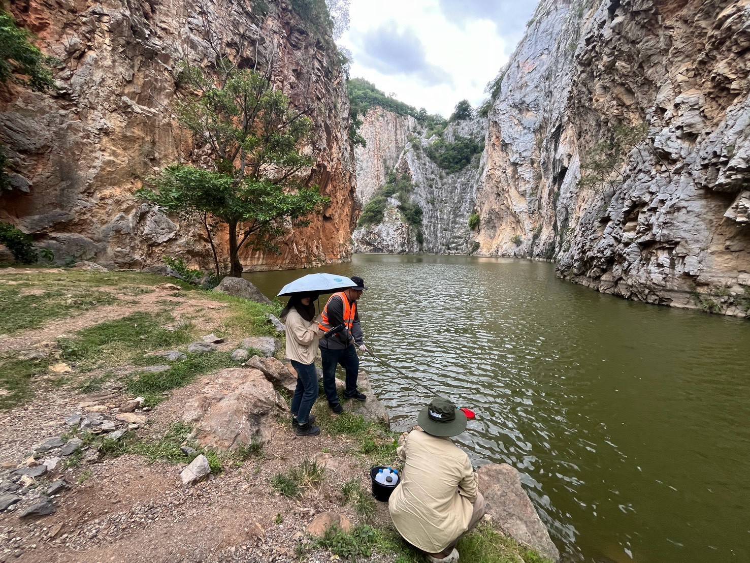 เจ้าหน้าที่ กว. ได้ลงพื้นที่สำรวจขุมเหมืองเก่า ภายใต้โครงการเพิ่มประสิทธิภาพการบริหารจัดการพื้นที่ขุมเหมือง