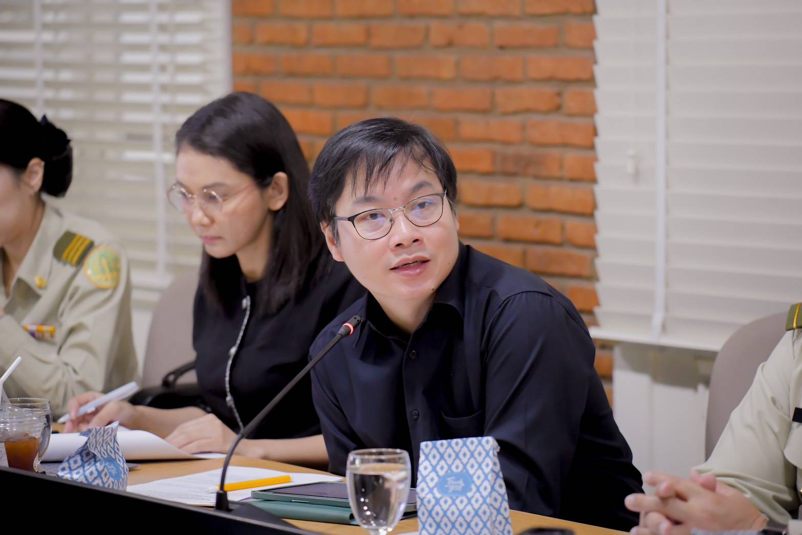 ผอ.กบส. พร้อมด้วยเจ้าหน้าที่ กบส. ร่วมประชุมคณะอนุกรรมการบริหารสวนพฤกษศาสตร์โครงการส่งเสริมการเรียนรู้เพื่อการอนุรักษ์และฟื้นฟูสิ่งแวดล้อมอันเนื่องมาจากพระราชดำริ จังหวัดตาก ครั้งที่ 1/2569