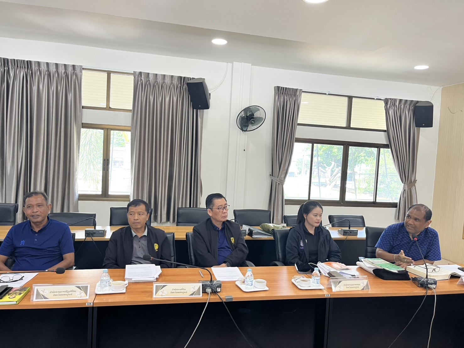 ผอ.สรข.5 ร่วมประชุมหารือกรณีบริษัท อัครา รีซอร์สเซส จำกัด (มหาชน) ขอทำเหมืองใกล้ทางสาธารณะ และทางน้ำสาธารณะ