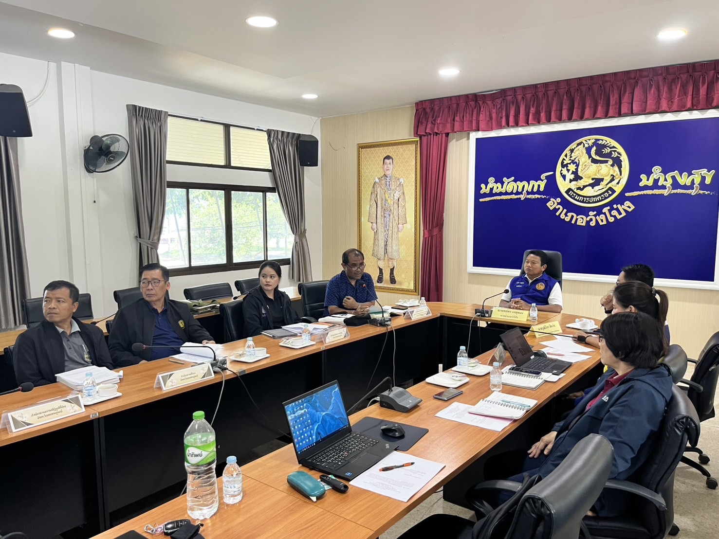 ผอ.สรข.5 ร่วมประชุมหารือกรณีบริษัท อัครา รีซอร์สเซส จำกัด (มหาชน) ขอทำเหมืองใกล้ทางสาธารณะ และทางน้ำสาธารณะ
