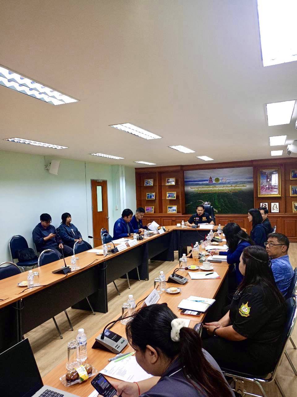 ผอ.กบส. พร้อมด้วยเจ้าหน้าที่ กบส. เข้าร่วมประชุม ณ โครงการส่งเสริมการเรียนรู้เพื่อการอนุรักษ์และฟื้นฟูสิ่งแวดล้อมอันเนื่องมาจากพระราชดำริ จ.ตาก