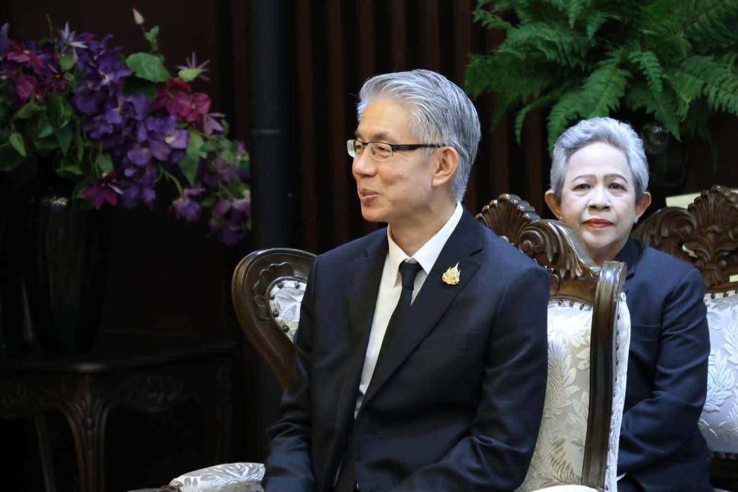 อพร. ร่วมให้การต้อนรับคณะสมาชิกรัฐสภาสหรัฐฯ ในโอกาสเดินทางเข้าเยี่ยมคารวะและหารือแลกเปลี่ยนความคิดเห็นกับ รวอ.