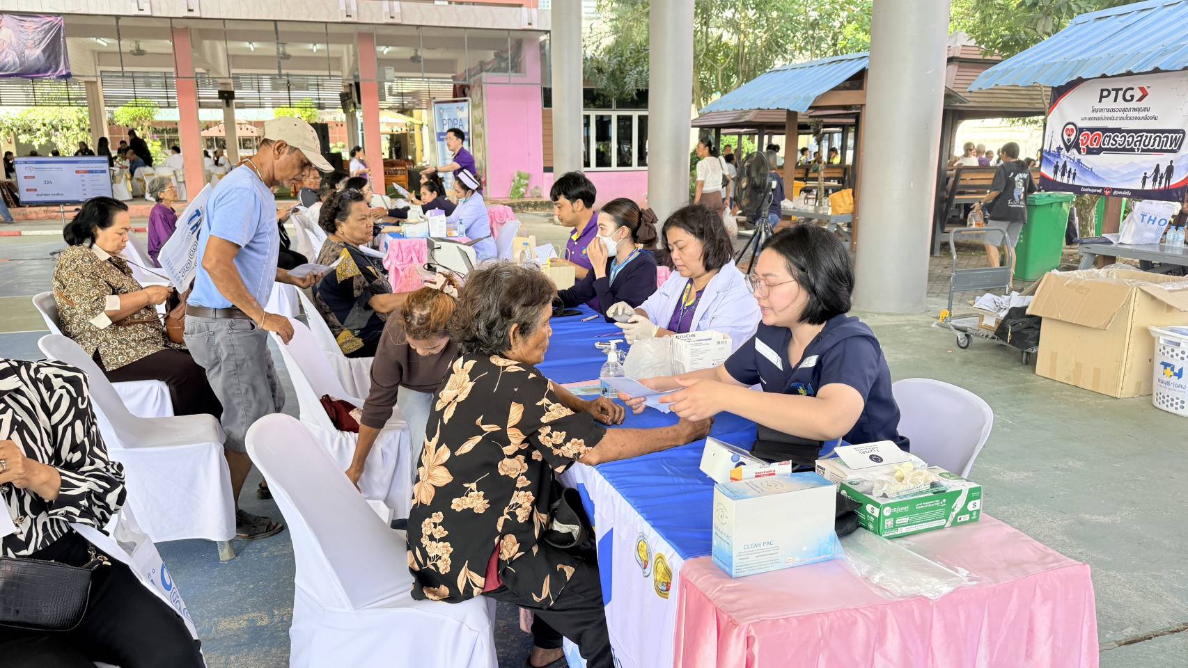 สรข.1 ร่วมโครงการตรวจสุขภาพและเอ็กซเรย์ปอดประชาชน โดยรอบเหมือง ครั้งที่ 11 ของ บริษัท ผาทองทุ่งสง จำกัด