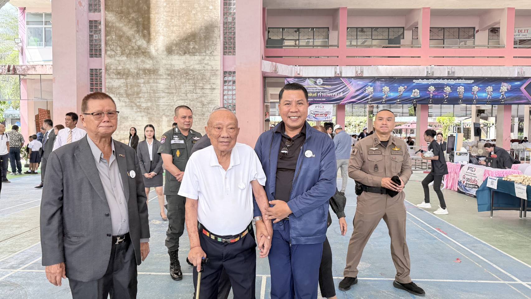 สรข.1 ร่วมโครงการตรวจสุขภาพและเอ็กซเรย์ปอดประชาชน โดยรอบเหมือง ครั้งที่ 11 ของ บริษัท ผาทองทุ่งสง จำกัด