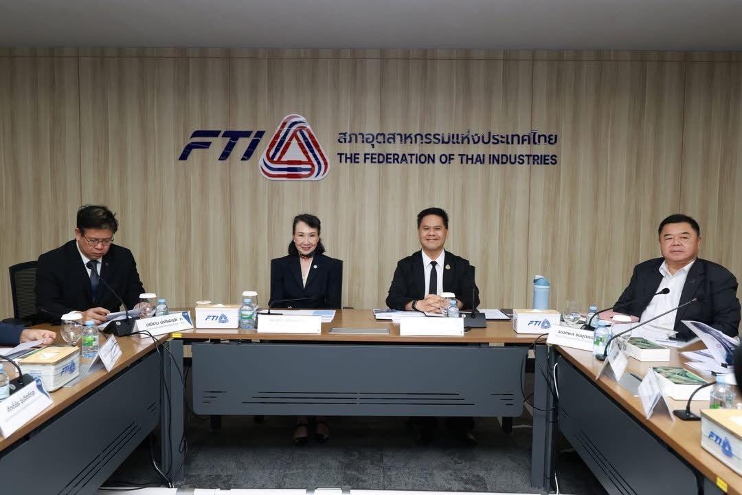 กพร. เข้าร่วมการประชุมคณะกรรมการอำนวยการเพื่อขับเคลื่อนเศรษฐกิจภาคอุตสาหกรรมร่วมกับ สอท.