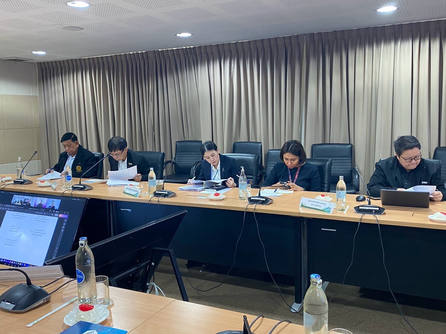 อพร. เป็นประธานการประชุมหารือแนวทางการแก้ไขปัญหาการปนเปื้อนมลพิษในแม่น้ำกกและลำน้ำสาขา