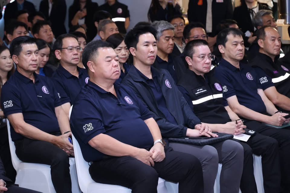 รพร.อานันท์ ร่วมคณะ รวอ.วราวุธ เข้าร่วมการหารือเพื่อรับฟังปัญหาและพบปะผู้ประกอบการที่ได้รับผลกระทบจากสถานการณ์อุทกภัย