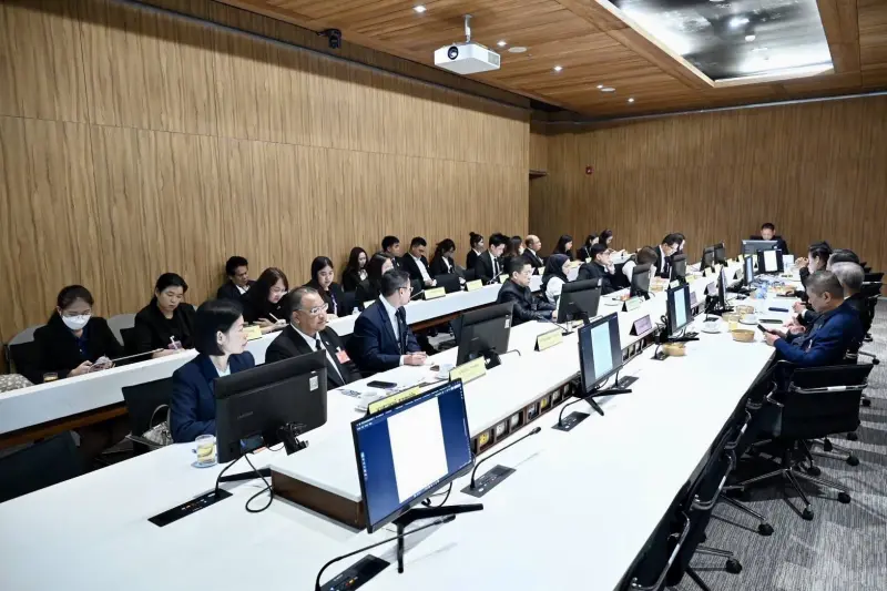 ผอ.กยผ. ร่วมชี้แจงต่อคณะกรรมาธิการการต่างประเทศ วุฒิสภา เรื่อง “นโยบายและแนวทางการบริหารจัดการอุตสาหกรรมเหมืองแร่ในกรณีของการลงนามบันทึกข้อตกลงความร่วมมือแร่หายากของโลก หรือแร่แรร์เอิร์ธ (Rare Earth Element) กับสหรัฐอเมริกา”