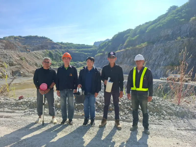 เจ้าหน้าที่ สรข.3 เชียงใหม่ ลงพื้นที่สำรวจและตรวจติดตามคุณภาพน้ำทางกายภาพและเคมีในขุมเหมือง 4 แห่ง