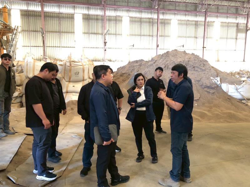 รพร.อารยา เข้าศึกษาดูงานการแต่งแร่ชายหาด และการแต่งแร่หายาก ณ โรงแต่งแร่ บริษัท ท่าจีน มิเนอร์รัล จำกัด จ.สมุทรสาคร