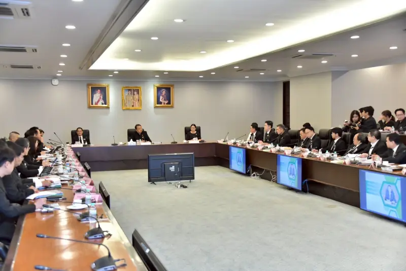 รพร.อานันท์ พร้อมด้วยเจ้าหน้าที่ กบส. ร่วมชี้แจงในการประชุมคณะกรรมการสิ่งแวดล้อมแห่งชาติ ครั้งที่ 6/2568