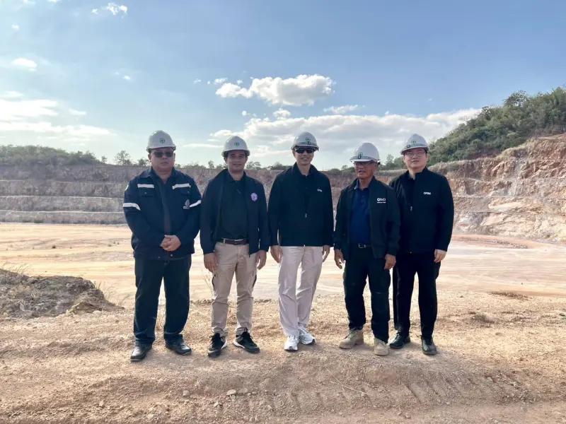 อพร.อดิทัต นำทีม กพร. เข้าเยี่ยมชมการประกอบการเหมืองแร่หินอุตสาหกรรมชนิดหินปูนเพื่ออุตสาหกรรมก่อสร้าง ของบริษัท แม่ปิงพนากิจ จำกัด