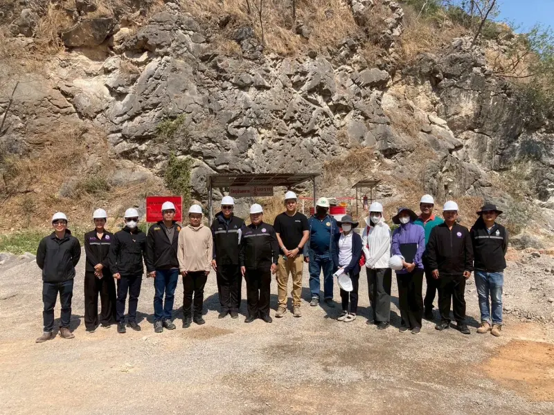 สรข.7 นำเสนอชี้แจงข้อมูล และตอบข้อซักถามของเจ้าหน้าที่จาก สตง. ในเรื่องของอำนาจหน้าที่ การควบคุมกำกับดูแลการบริหารจัดการแร่