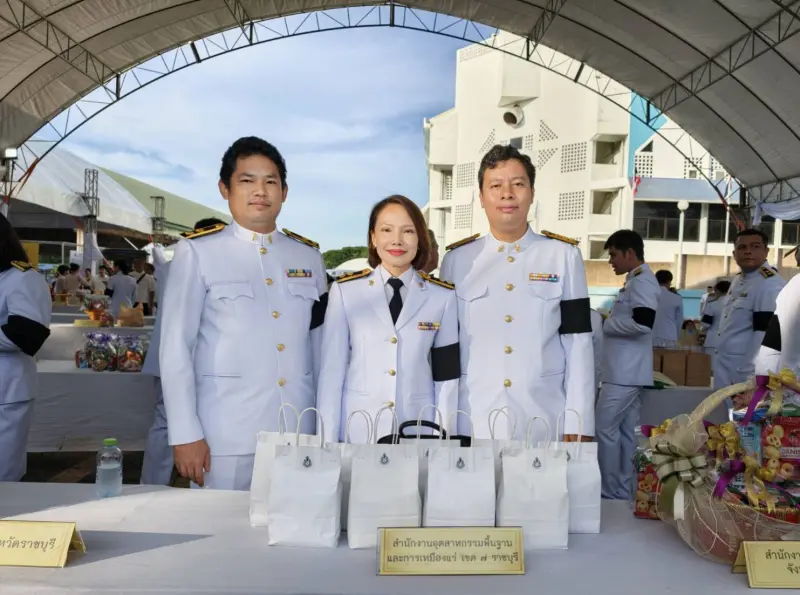 สรข.7 เข้าร่วมพิธีสงฆ์เจริญพระพุทธมนต์และกิจกรรมทำบุญตักบาตรเพื่อถวายเป็นพระราชกุศล เนื่องในวัน เฉลิมพระชนมพรรษา 4 รอบ สมเด็จพระนางเจ้าสุทิดา พัชรสุธาพิมลลักษณ พระบรมราชินี