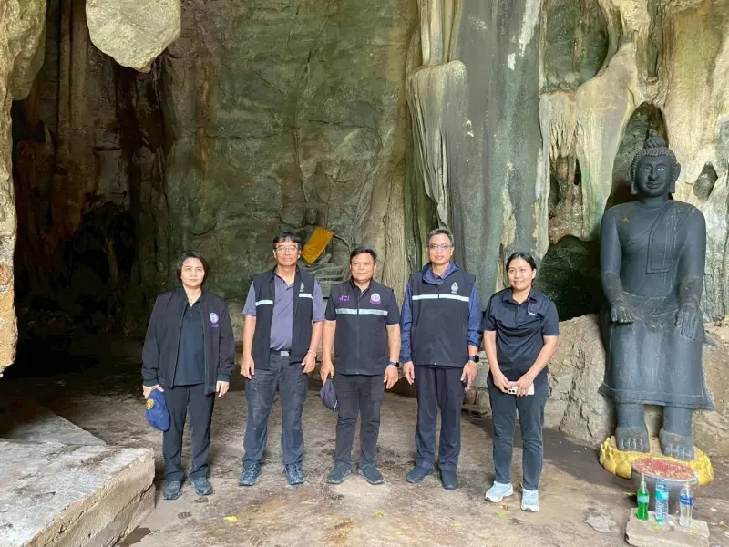 สรข.7 ร่วมตรวจสอบข้อเท็จจริงกรณีมีข้อร้องเรียนคัดค้านการขออนุญาตต่ออายุประทานบัตรของบริษัท เหมืองศิลาสยาม จำกัด จ.กาญจนบุรี