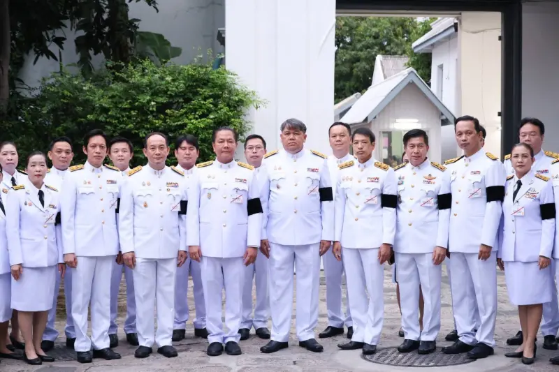 อพร. พร้อมด้วย รพร.อานันท์ฯ และ รพร.ปณตสรรค์ฯ เข้าร่วมผลัดเวรเฝ้าฯ ในพระพิธีธรรมสวดพระอภิธรรมพระศพ สมเด็จพระเจ้าลูกเธอ เจ้าฟ้าพัชรกิติยาภา นเรนทิราเทพยวดี กรมหลวงราชสาริณีสิริพัชร มหาวัชรราชธิดา