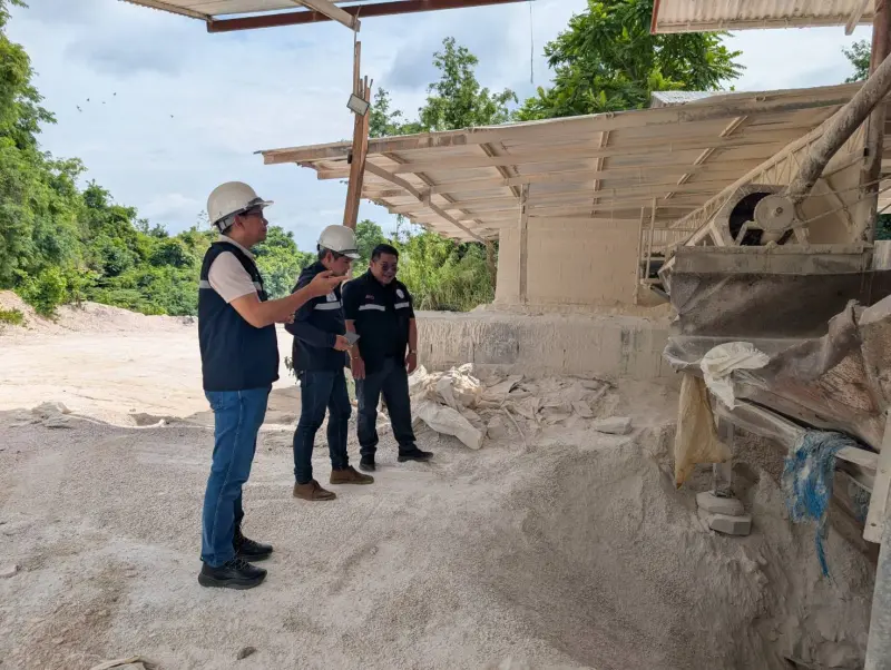 สรข.5 ร่วมตรวจสอบและดำเนินคดีกรณีได้รับแจ้งเรื่องร้องเรียนการประกอบกิจการโรงงานโม่ บด หรือย่อยหินโดยไม่ได้รับอนุญาต ในพื้นที่ จ.กำเเพงเพชร