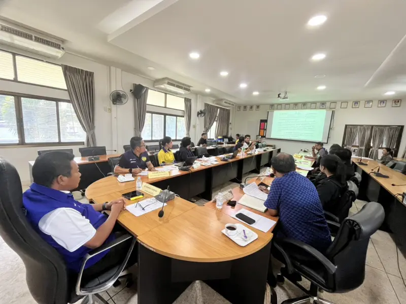 ผอ.สรข.5 ร่วมประชุมหารือกรณีบริษัท อัครา รีซอร์สเซส จำกัด (มหาชน) ขอทำเหมืองใกล้ทางสาธารณะ และทางน้ำสาธารณะ