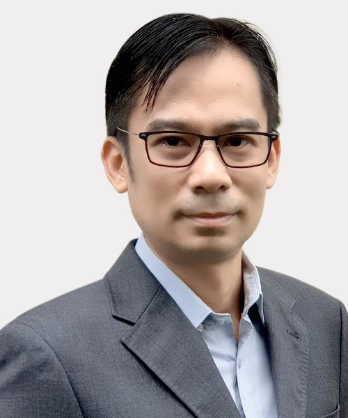 นายธีรวุธ  ตันนุกิจ